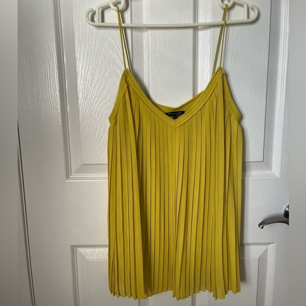 Massimo Dutti Pleated Spaghetti Strap Top, Size 6.